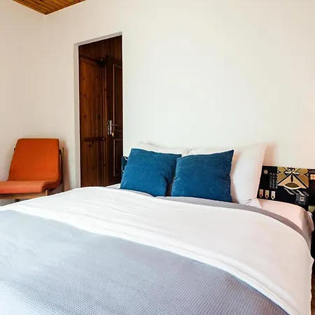 Csendes Vendeghaz Balatonfoeldvaron Tatil Evi *