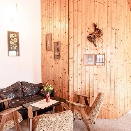 Csendes Vendeghaz Balatonfoeldvaron Tatil Evi *