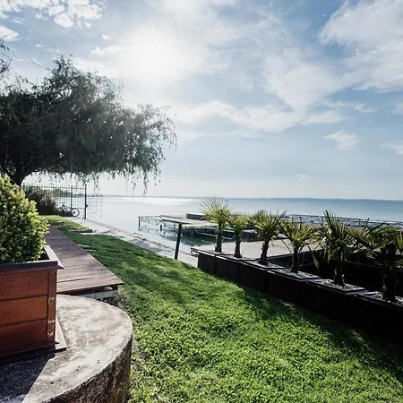 Tatil Evi Csendes Vendeghaz Balatonfoeldvaron Balatonföldvár