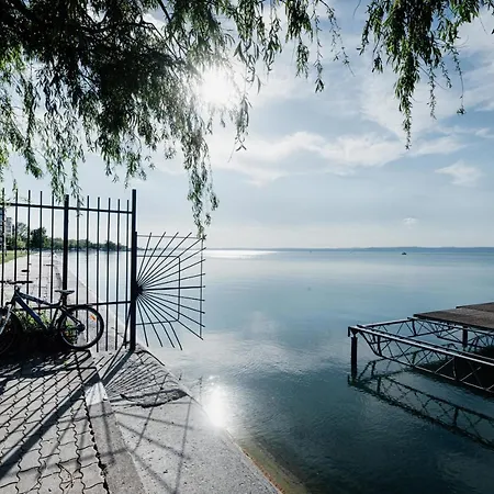 Tatil Evi Csendes Vendeghaz Balatonfoeldvaron