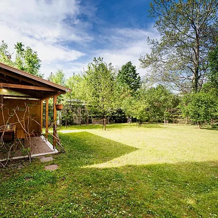 Tatil Evi Csendes Vendeghaz Balatonfoeldvaron *