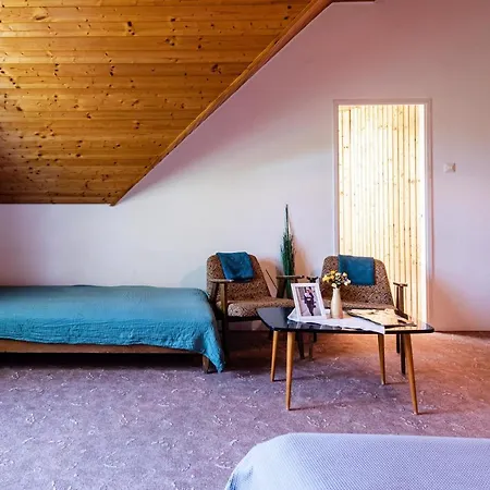 Csendes Vendeghaz Balatonfoeldvaron Tatil Evi *
