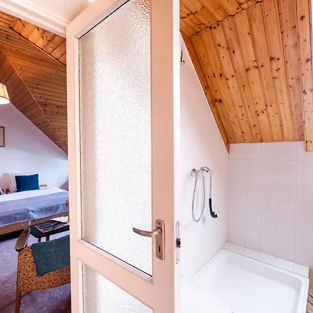 Tatil Evi Csendes Vendeghaz Balatonfoeldvaron