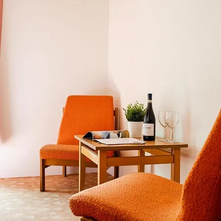 Csendes Vendeghaz Balatonfoeldvaron Tatil Evi