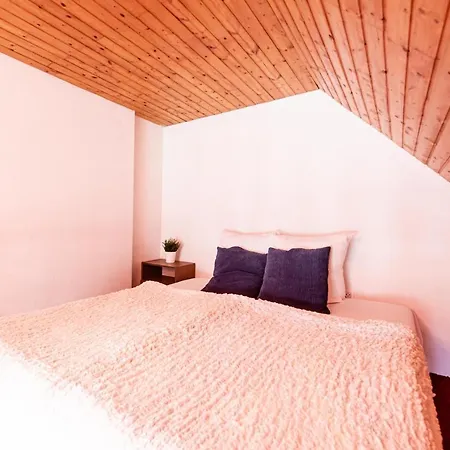 Tatil Evi Csendes Vendeghaz Balatonfoeldvaron